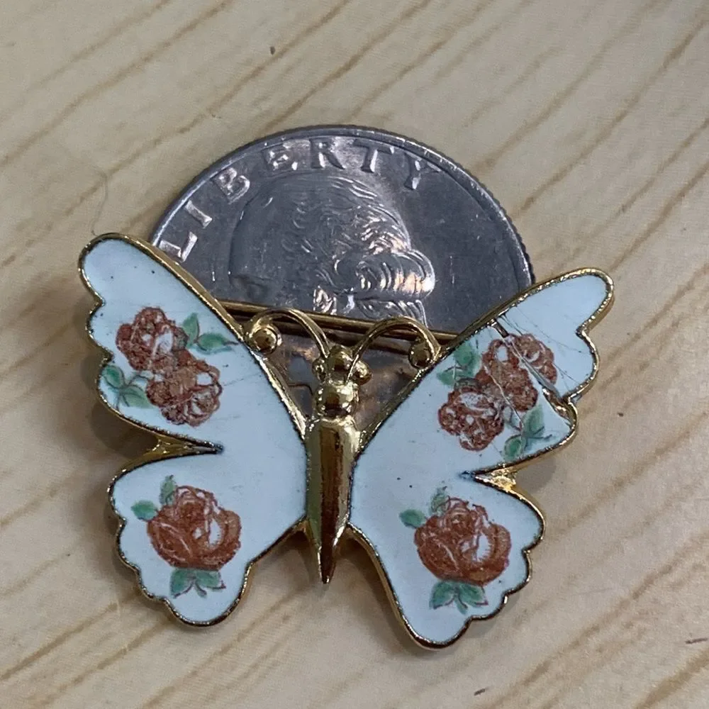 Butterfly Pendant - Picture 3 of 3